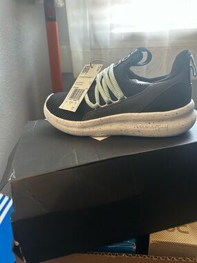 adidas Kids Black and Light Blue Cloudfoam Sneaker